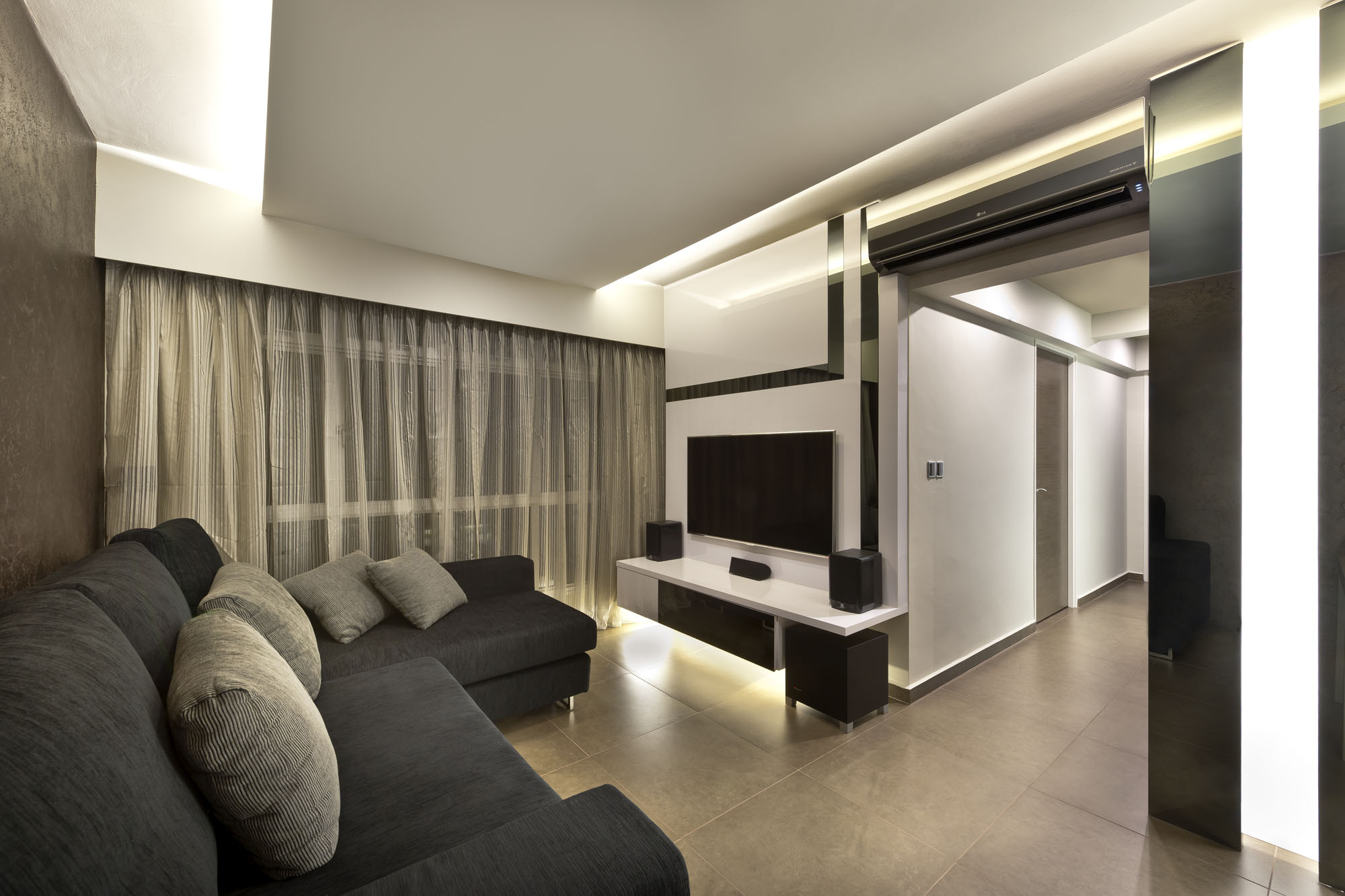 HDB flats are equipped with various facilities in Singapore.
