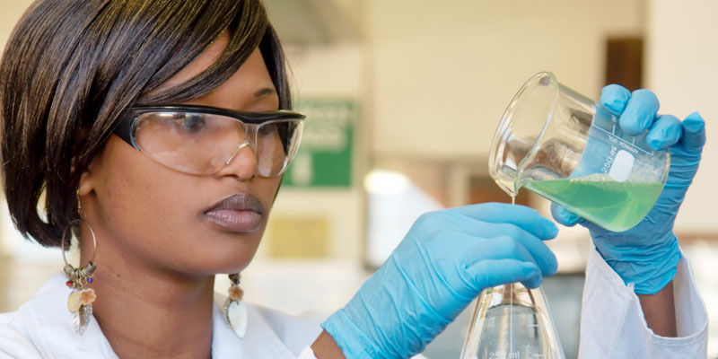 woman,female scientist