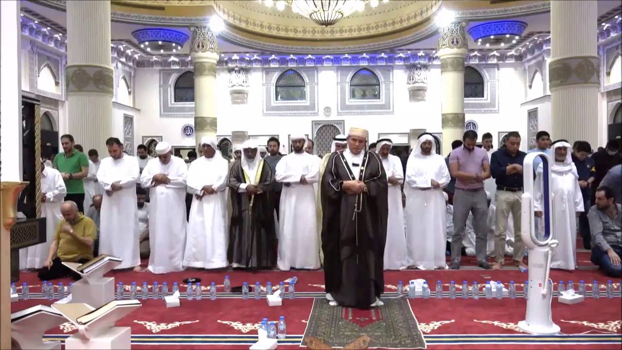 Taraweeh prayers in UAE