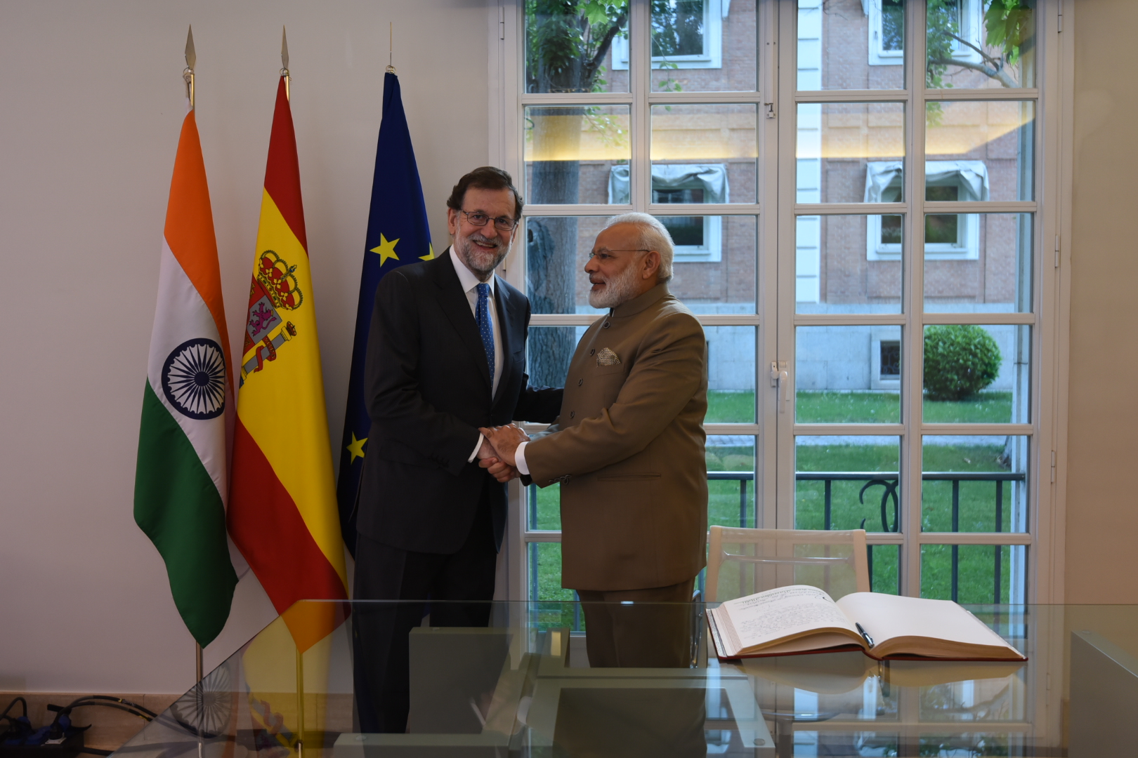 Prime Minister Narendra Modi (right) meeting the President of Spain, Mariano Rajoy, at La Moncloa Palace, in Madrid, Spain. Photo courtesy: MEA 