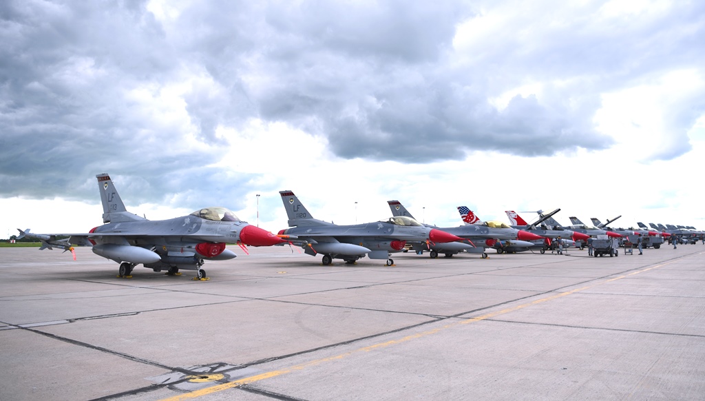 Singapore participates in multilateral air combat exercise in Canada