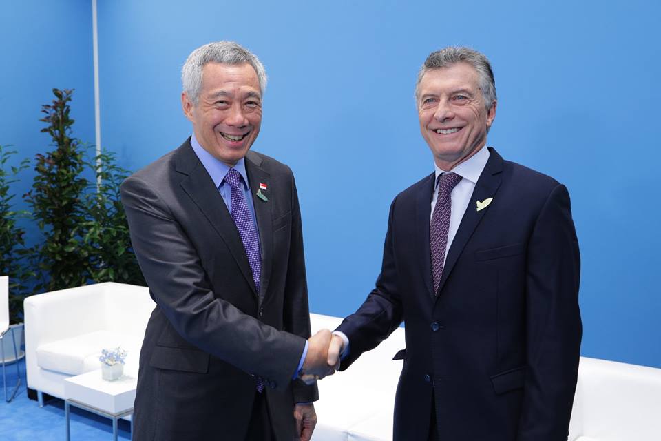 PM Lee with Argentinian President Maurico Macri. Photo courtesy: MCI Kenji Soon