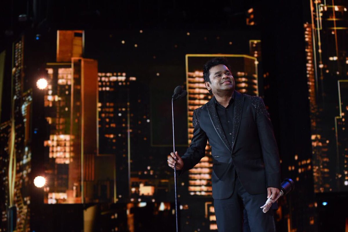AR Rahman being honoured at the IIFA Awards. 