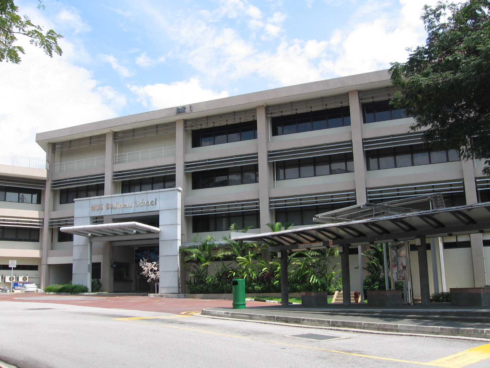 NUS Business School.