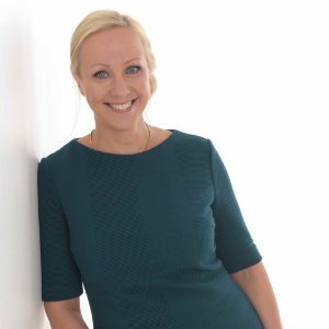 Dr Rinna Viitala