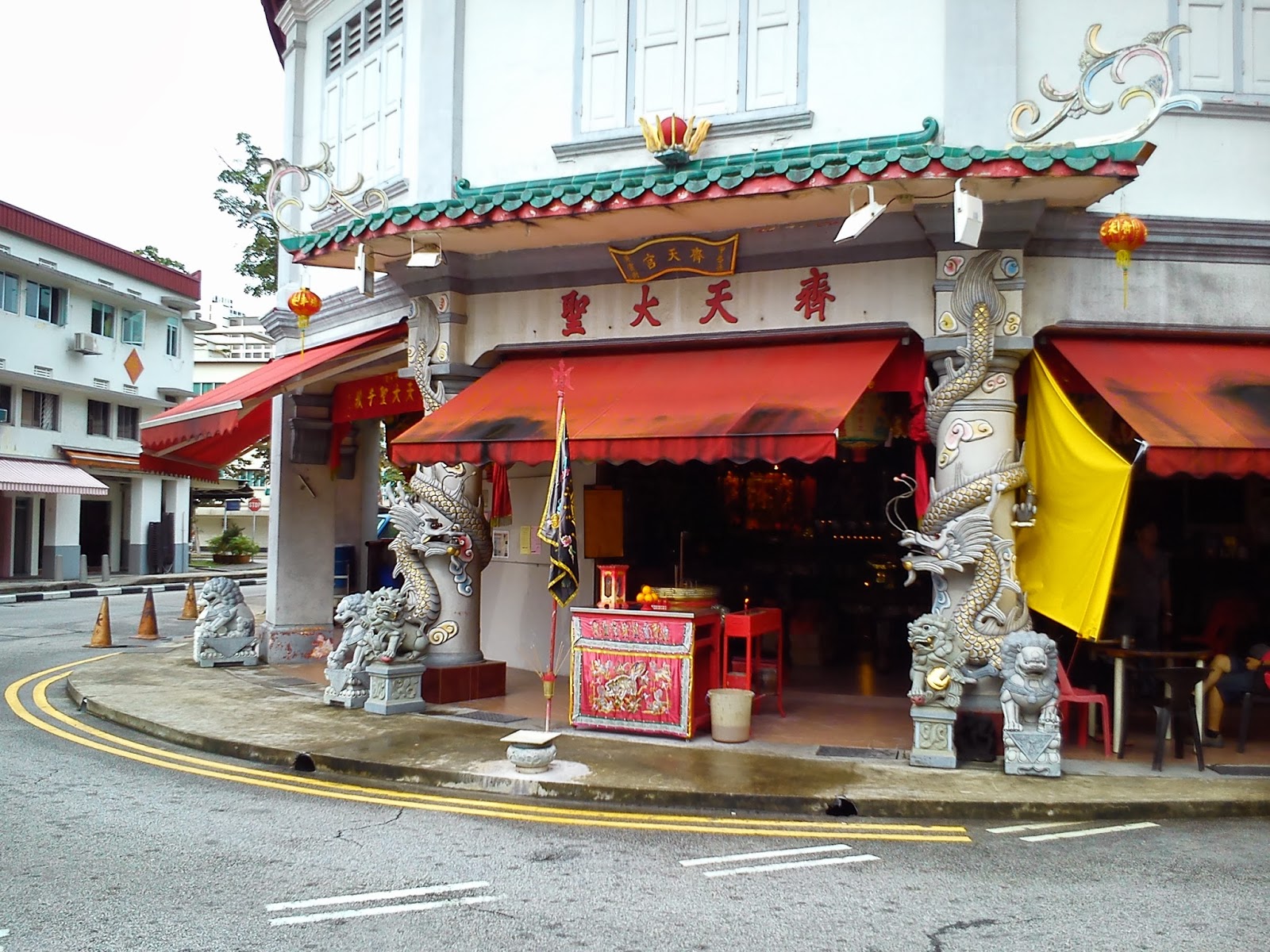 Tiong Bahru Monkey God Temple of Singapore testifies the popularity of Anjaneyam in this island country. 
