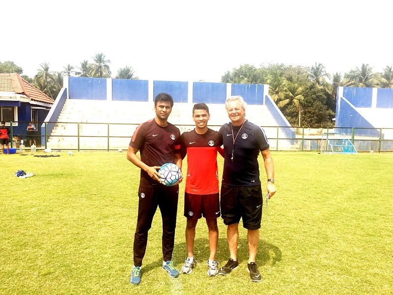 Namit Deshpande (centre) with India U17 coach Luis Norton de Matos (right) and OSP head Abhishek Yadav. 