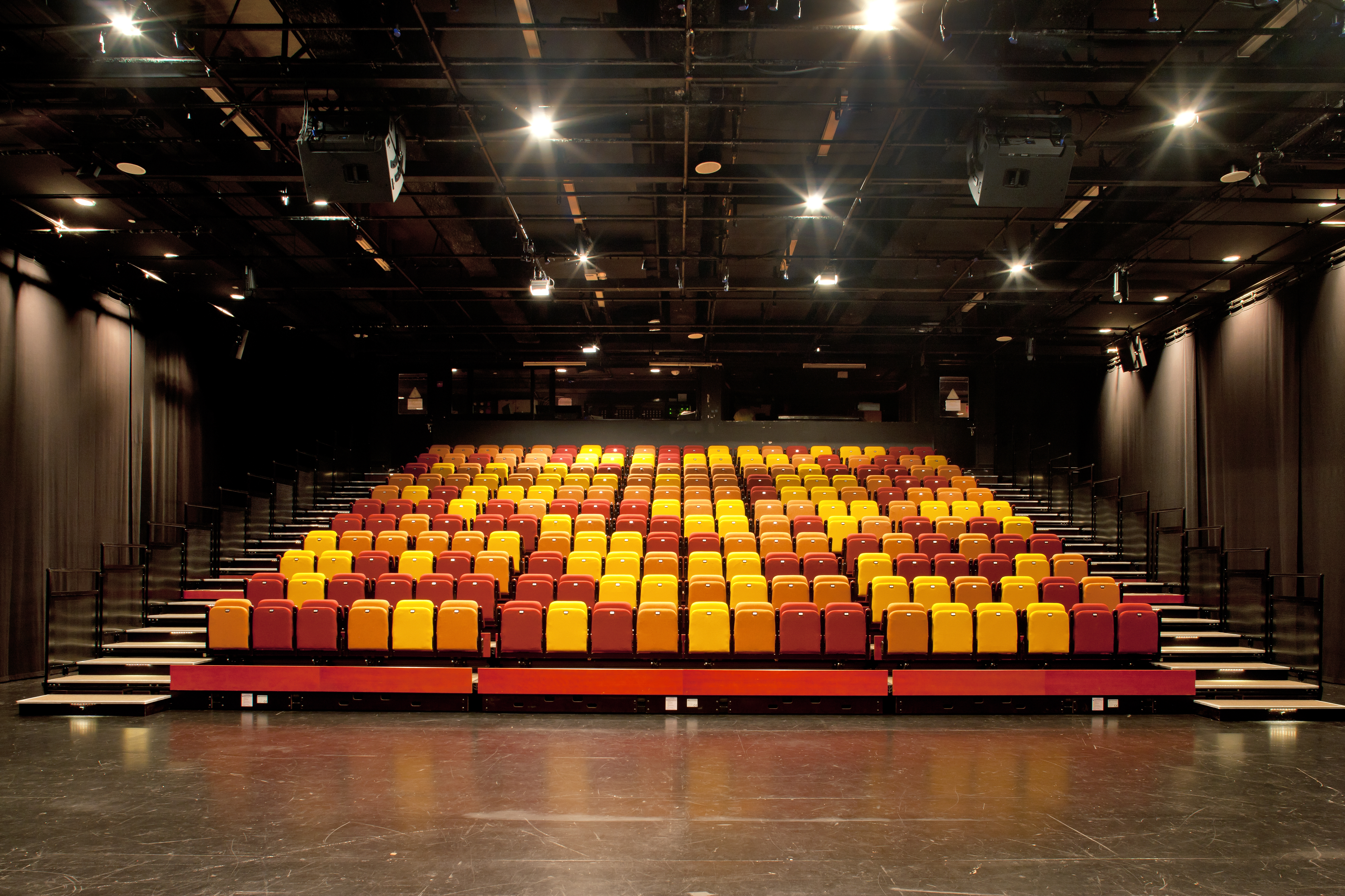 ​Esplanade Corporate Library Theatre. Photo courtesy: Mori Hidetaka