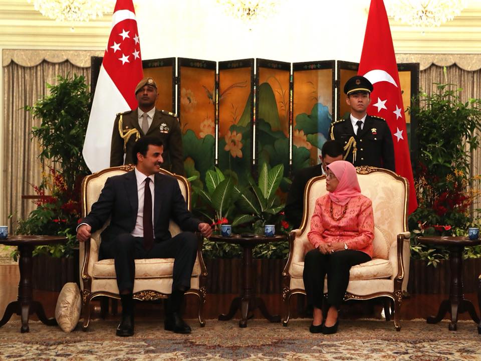 Emir of Qatar being welcomed by the President of Singapore Halimah Yacob at Istana. 