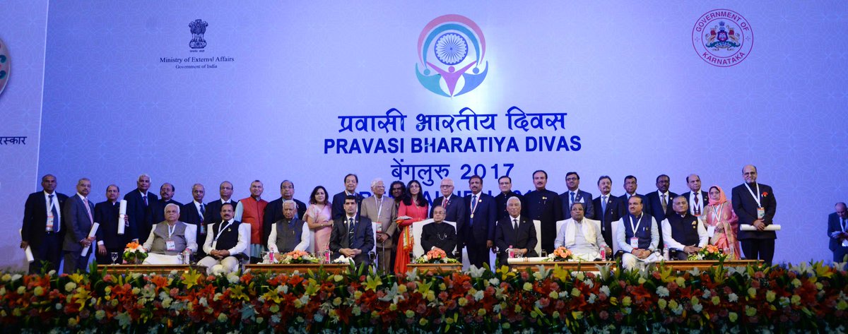 Pravasi Bharatiya Samman Awardees pose for a picture with President Pranab Mukherjee. Photo courtesy: Twitter page of PBD2017