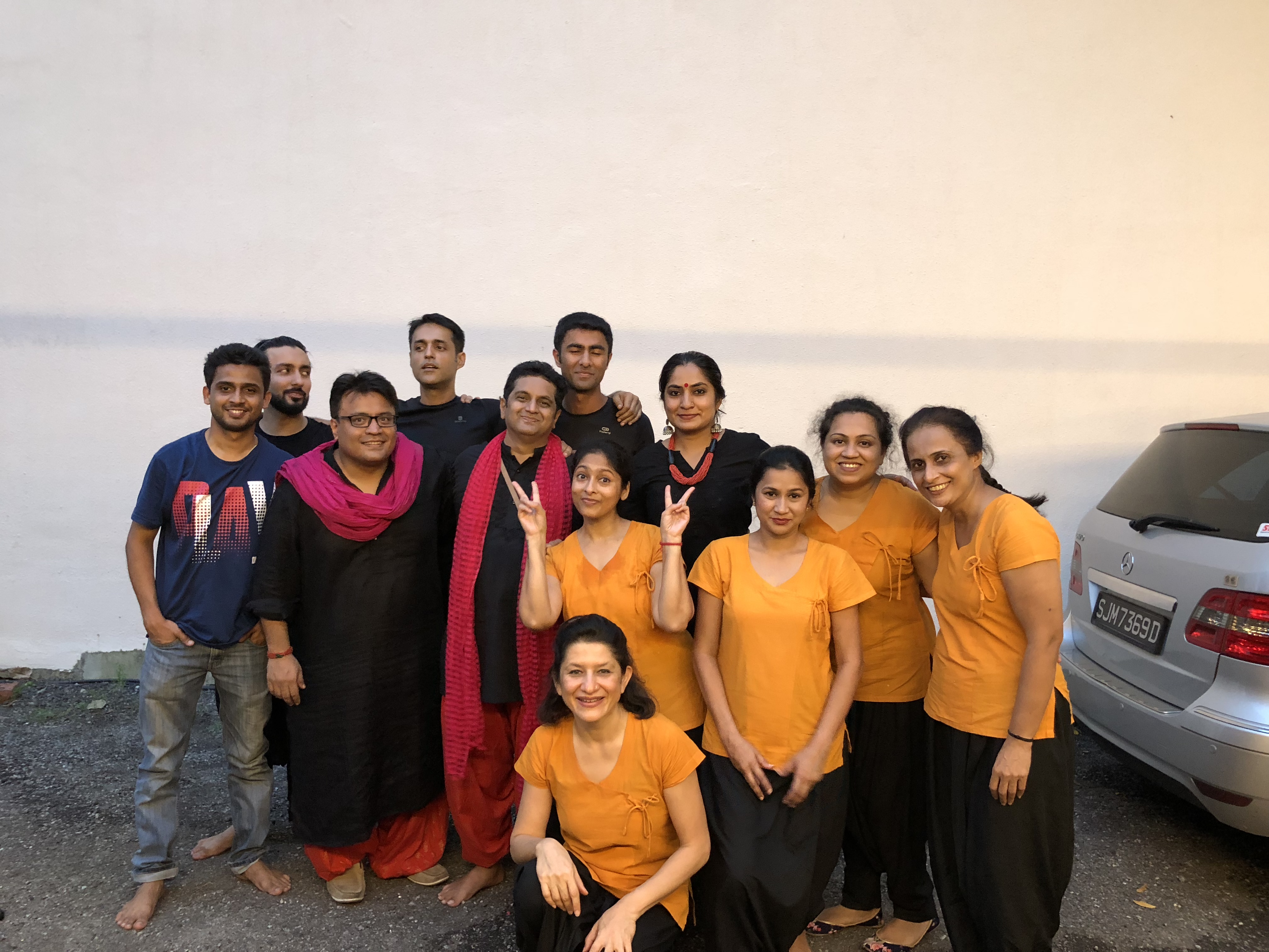Dastak Nukkad performers