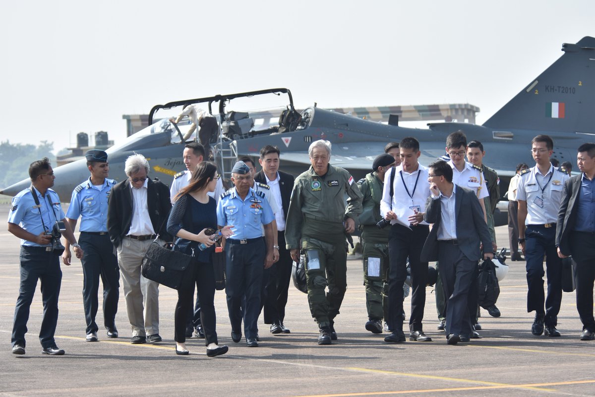 Dr Ng Eng Hen visited the Republic of Singapore Air Force-Indian Air Force Joint Military Training at Kalaikunda Air Force Station in Kolkata. Photos courtesy: Indian Ministry of Defence