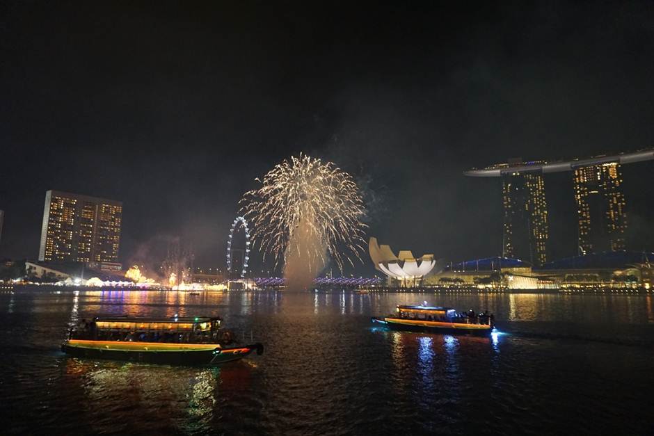 Christmas in sunny Singapore has a unique vibe. 