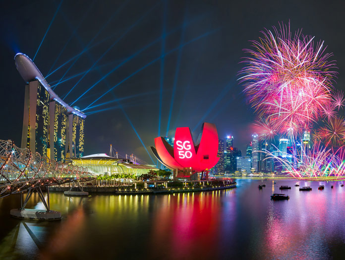 1.Marina Bay Singapore Countdown 2018