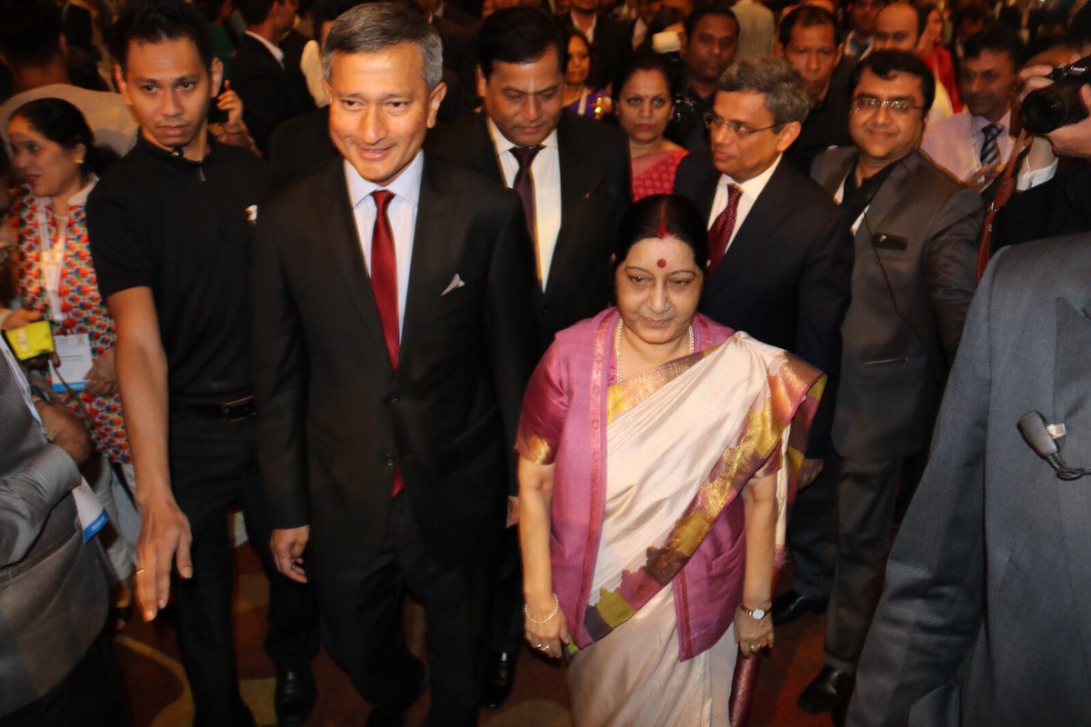 Minister of External Affairs Sushma Swaraj with Singapore Minister for Foreign Affairs Dr Vivian Balakrishnan.