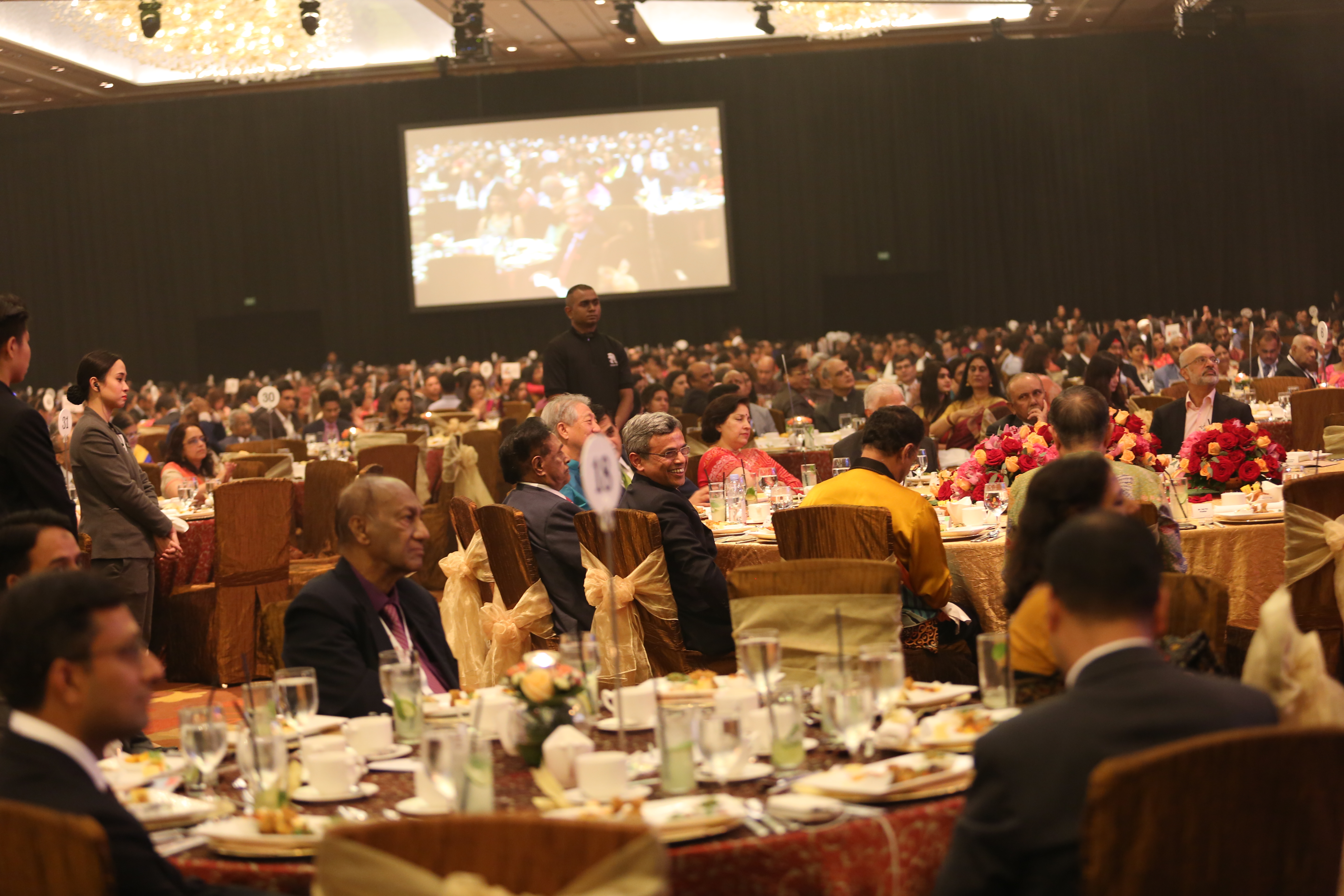 Over 3,000 people were present at the Marina Bay Sands Grand Ballroom for the EAM's speech and the gala dinner