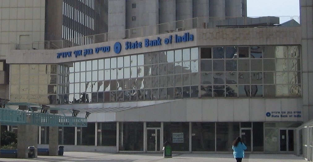 SBI has tied up with Transfast to help NRIs living in US to transfer their funds back to India. 