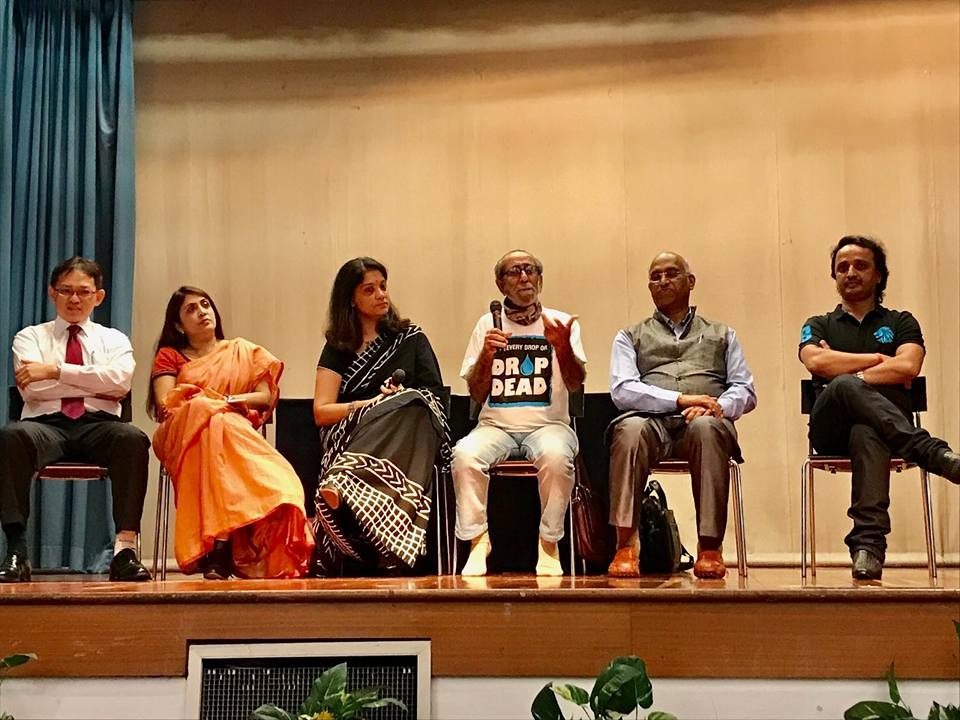 A panel discussion taking place during the Prerna Awards-2017 ceremony organised at Singapore. Photo courtesy: Singapore Language Organisation