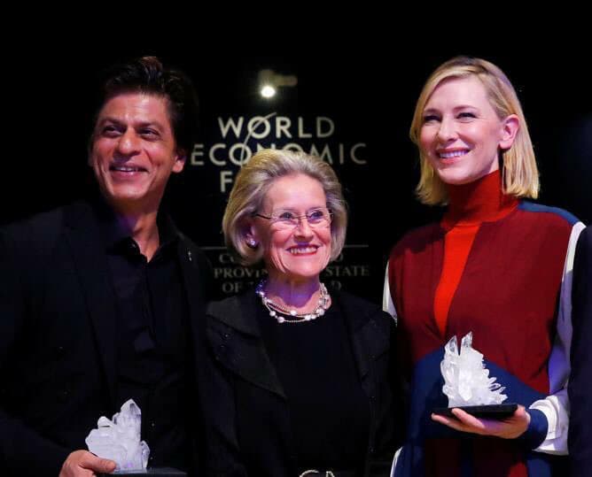 Shahrukh Khan (left) with Hollywood star Cate Blanchett (right) after accepting the Crystal Award in Davos. Photo courtesy: Facebook/@Shahrukh Khan's Fan Club