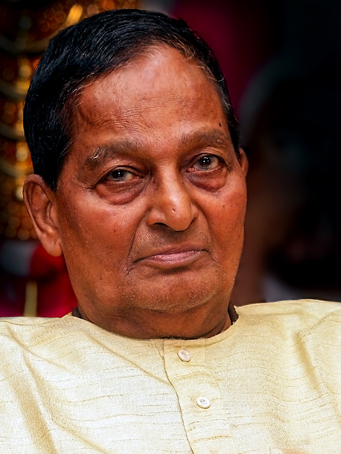 Gopi retired from Kalamandalam in 1992 as its principal after 36 years of tutorial service.