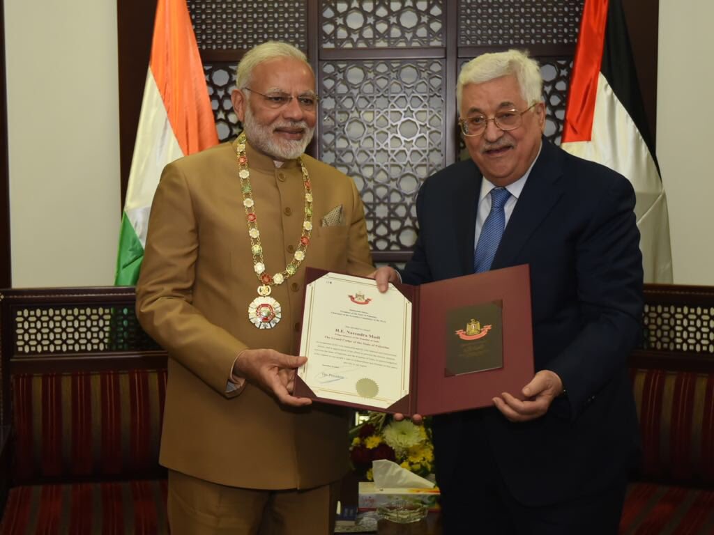In a significant gesture, President Mahmoud Abbas conferred Narendra Modi with Grand Collar Honour, which is Palestine's highest honour, in recognition of PM's wise leadership. 