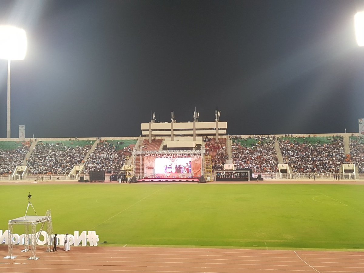 Members of Indian community turned in large numbers at the Sultan Qaboos Sports Complex in Muscat to listen to Prime Minister Narendra Modi's speech.
