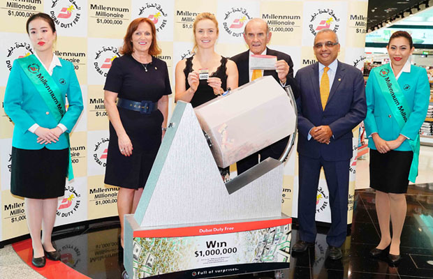 Elina Svitolina (third from left) conducting the DDF Millennium Millionaire raffle draw in Dubai. 