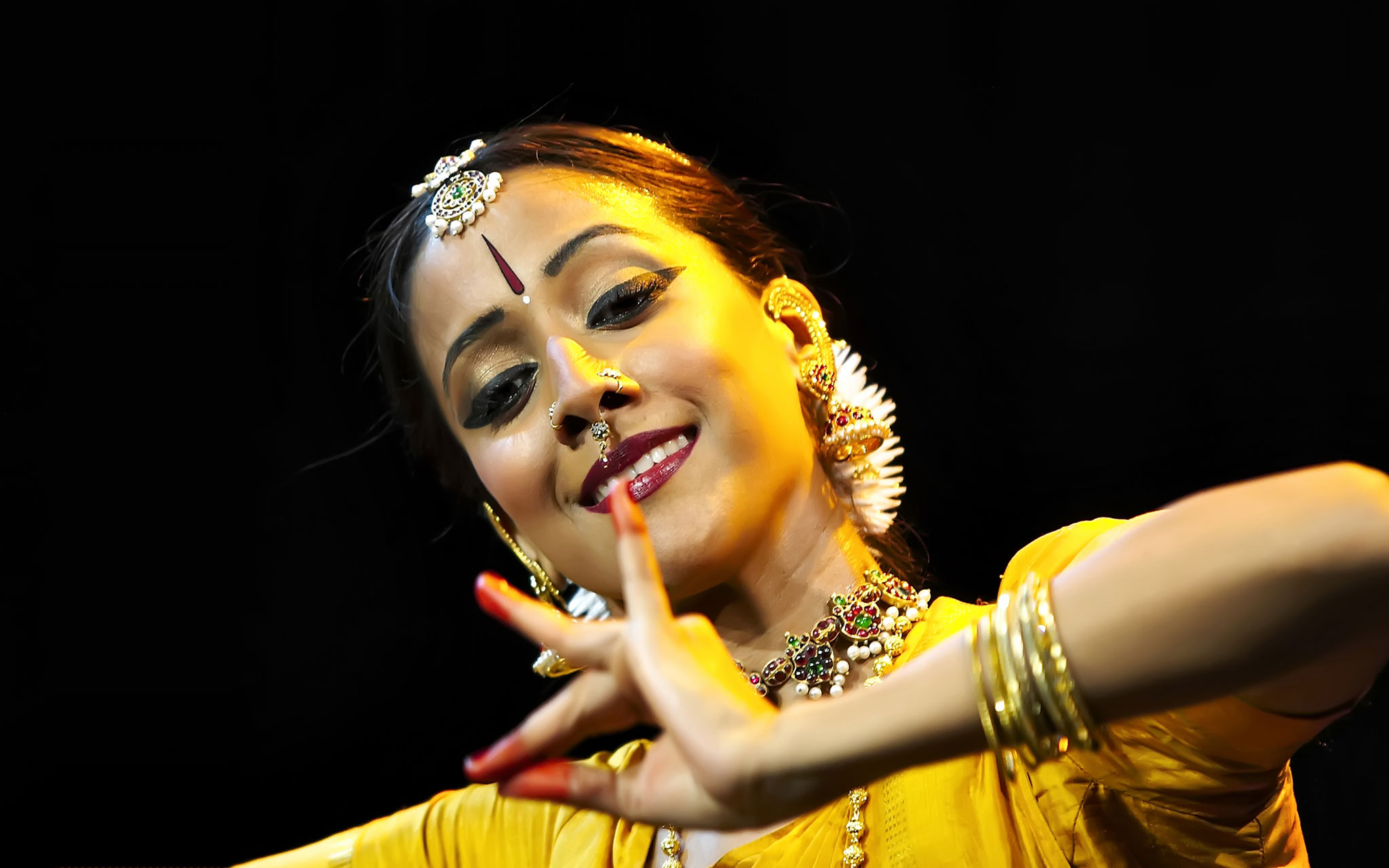 Mythili has toured her own solo productions in the United Kingdom, Scotland, France, and Singapore, the United States and Mexico. 