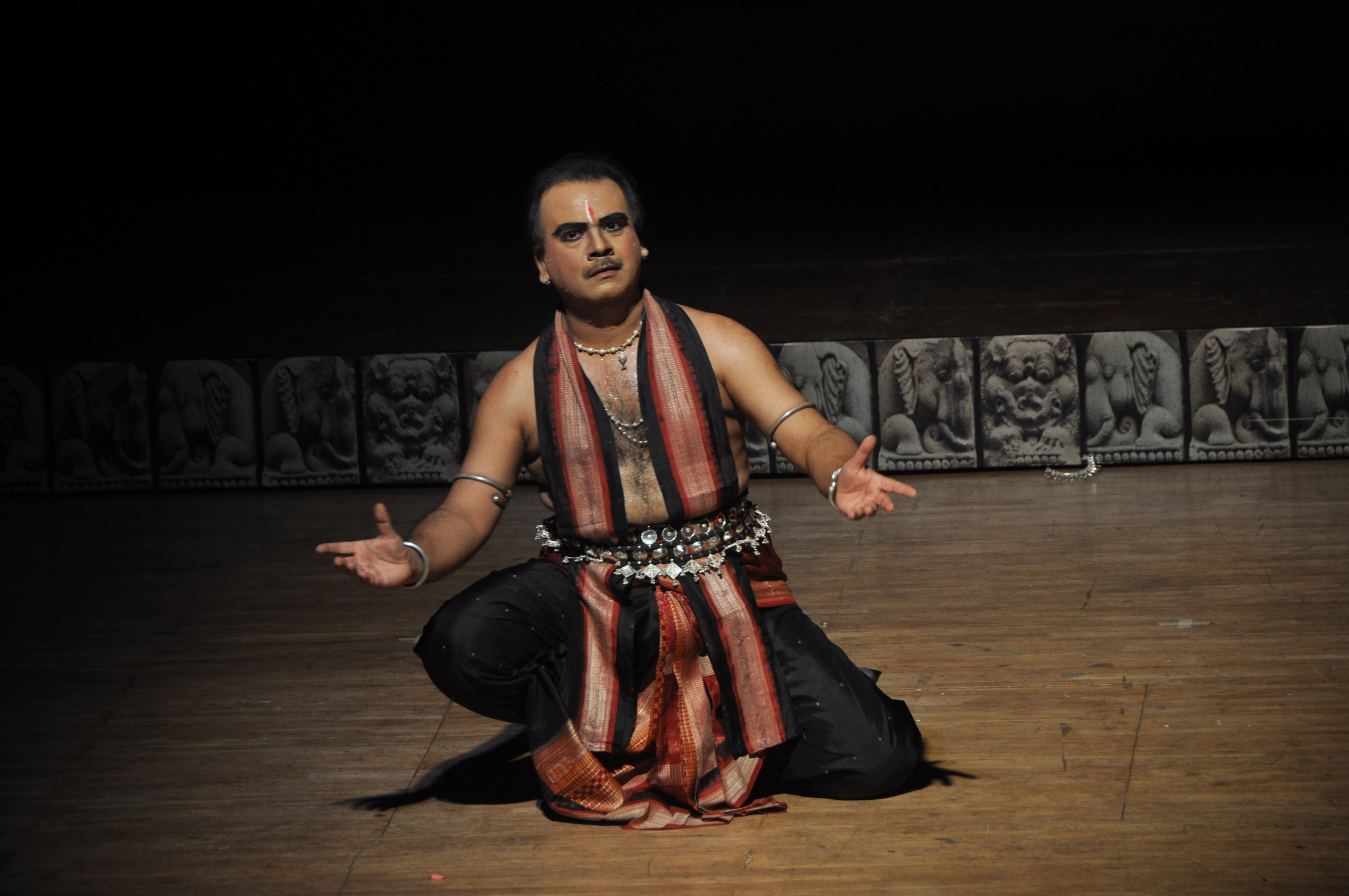 Ratikant has conceived more than 50 original works, each of which has received enthusiastic response for choreographic innovation and quality music