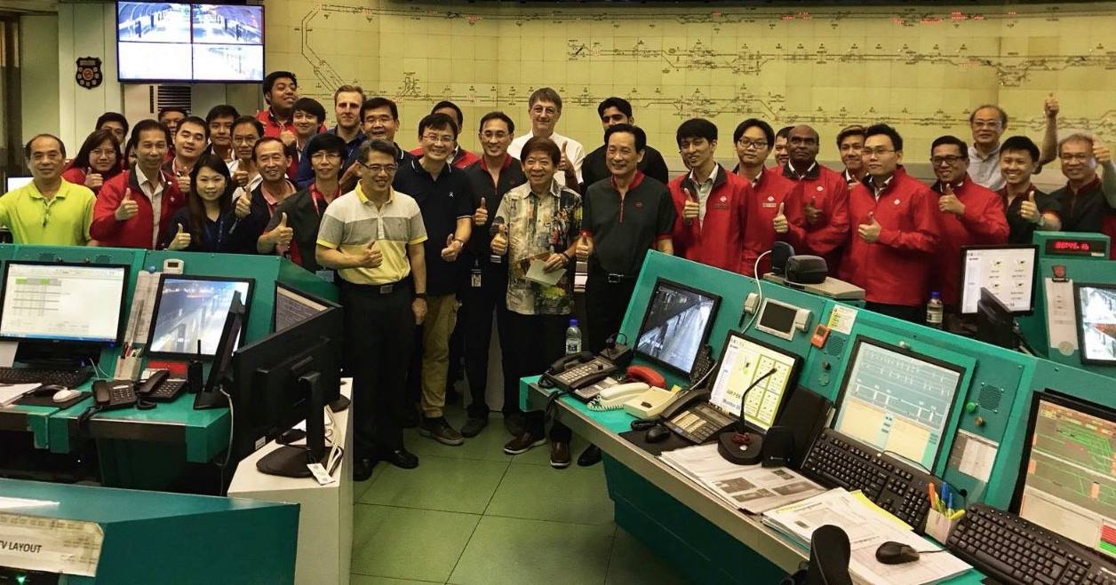 Transport Minister of Singapore Khaw Boon Wan along with the staff of MRT Maintenance Operation Centre of Singapore.