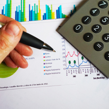 PayMe India offers short term lending as well as long term funding support to corporate employees.