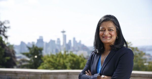  Pramila Jayapal currently serves as the US Representative from Washington's 7th congressional district.