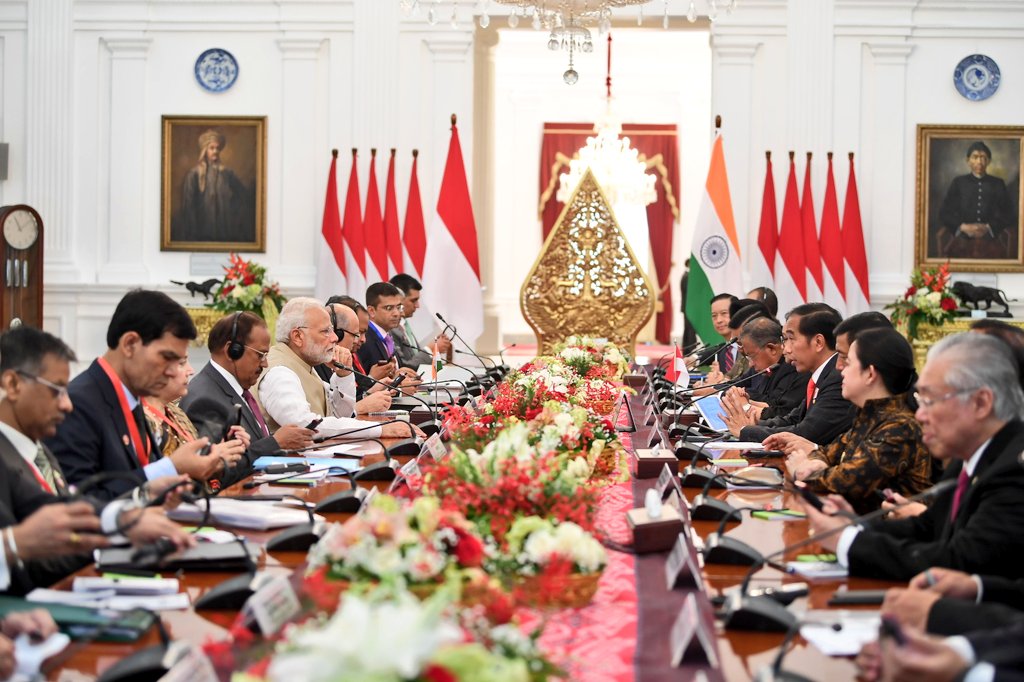 Indian Prime Minister Narendra Modi and Indonesian President Joko Widodo leading the delegation-level talks at Istana Merdeka. The two leaders discussed steps to upgrade the bi-lateral relationship to a Comprehensive Strategic Partnership.