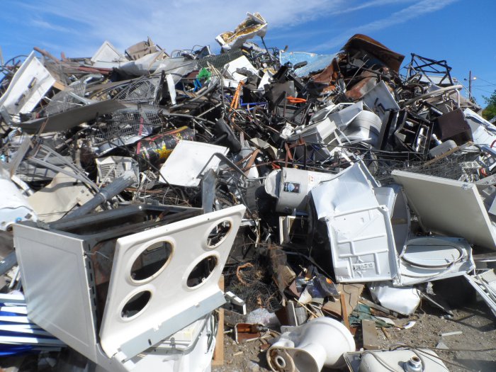 Singapore Polytechnic will develop innovations tailored to the uses and needs of Singapore’s waste industry. Photo courtesy: Wikimedia