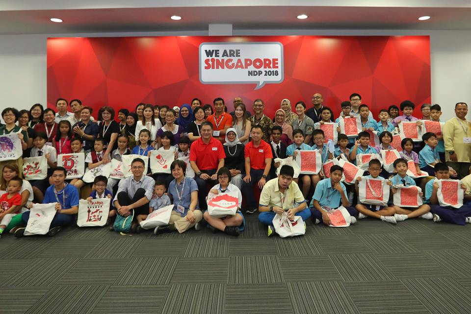 President of Singapore Halimah Yacob along with the NDP 2018 Funpack artists. 