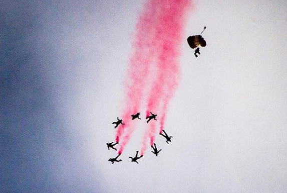 Red Lions performing a wonderful pattern on the skyline of Singapore. Photo courtesy: Instagram page of NDP 2018
