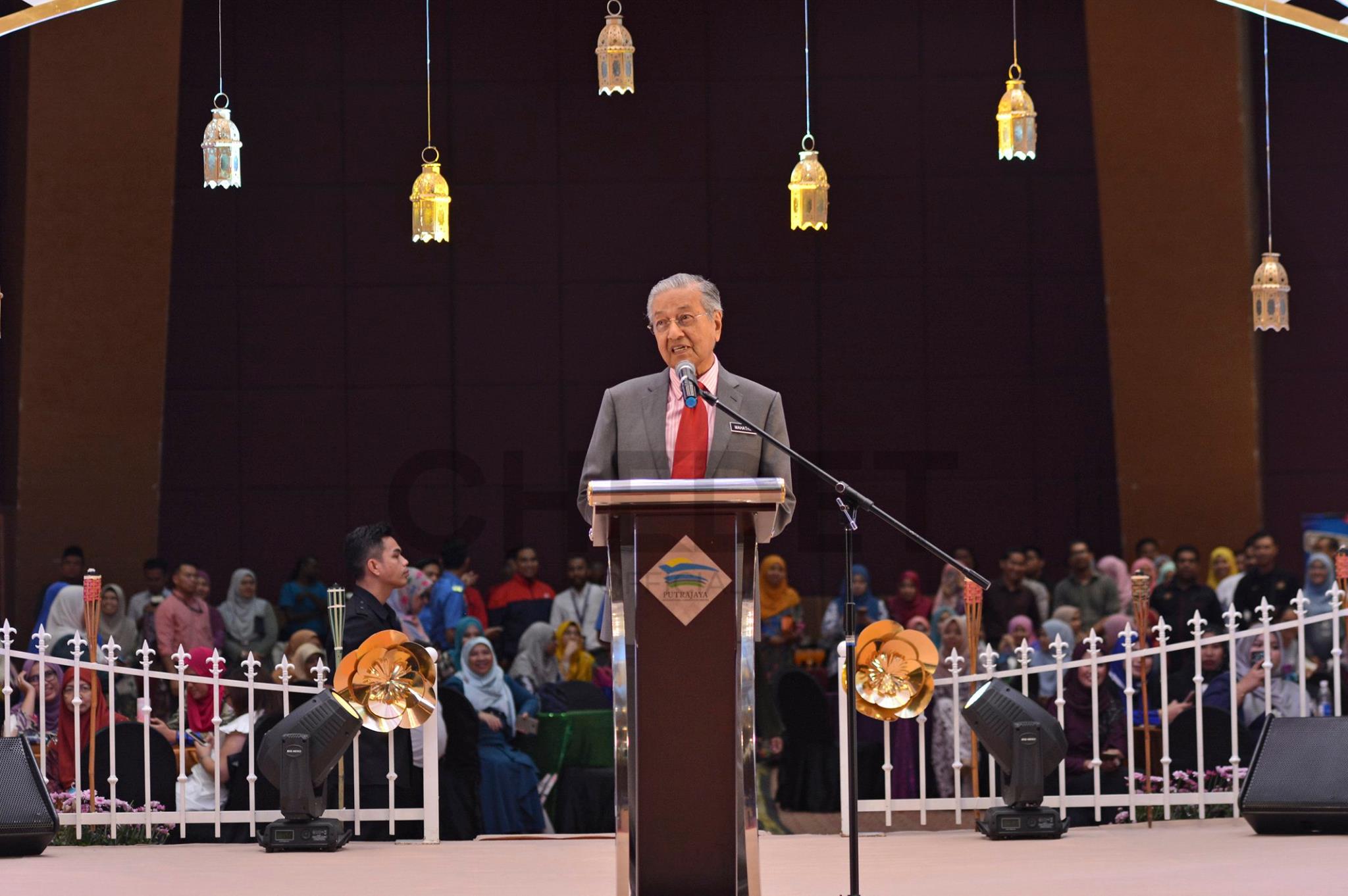 Photo courtesy: Dr Mahathir FB