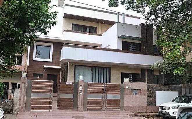 The victim had bought a bungalow (pictured) in DLF Phase 1 in Gurgaon five years ago. Photo courtesy: Twitter/@TheHindu