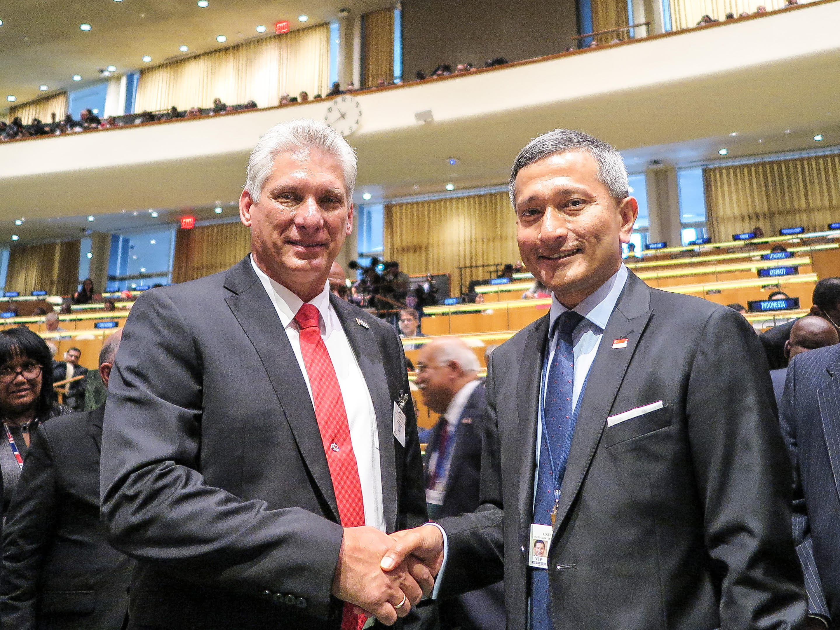 Minister for Foreign Affairs Dr Vivian Balakrishnan meets Cuban President Miguel Díaz-Canel. Photo courtesy: MFA