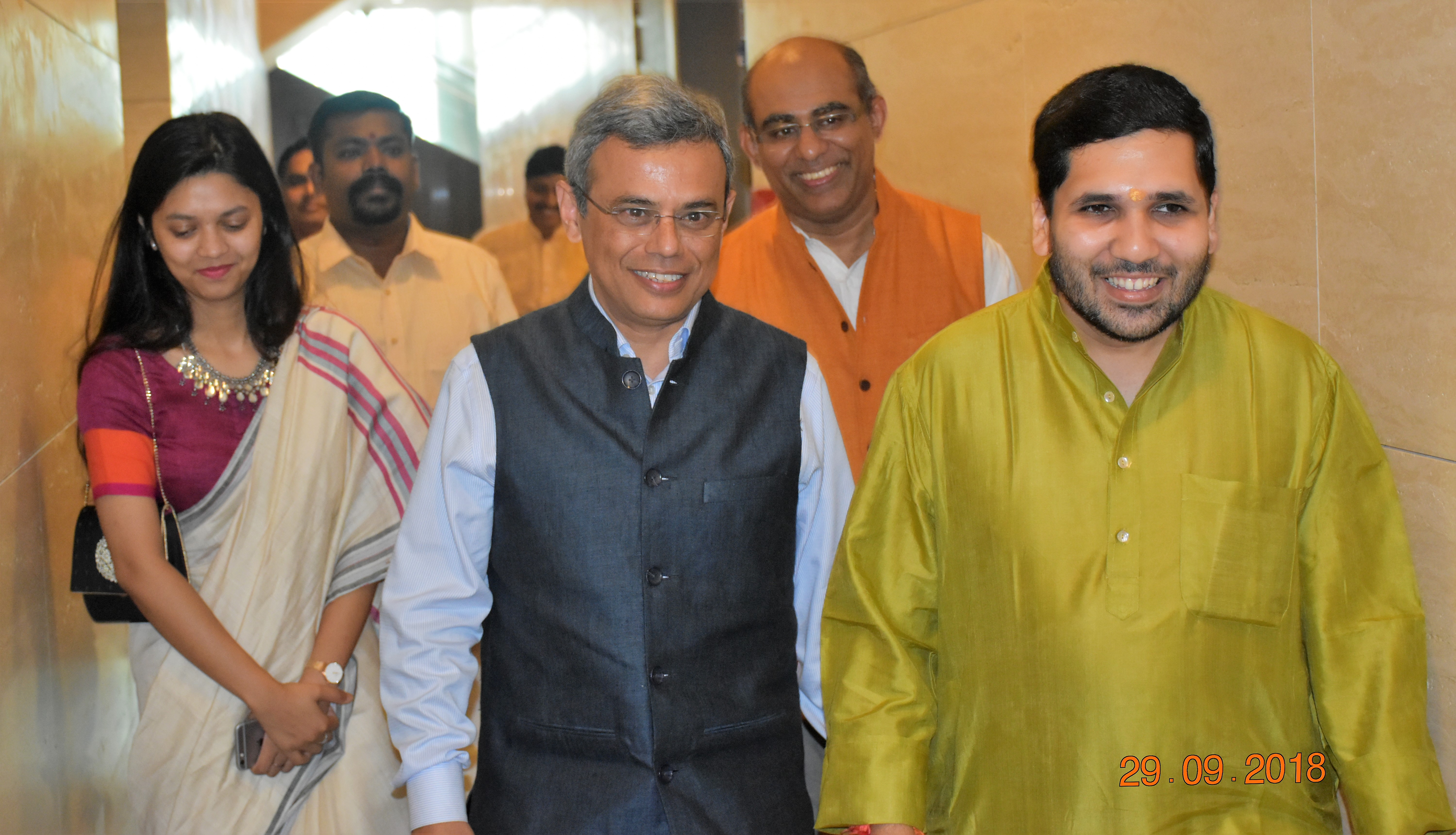 The event commenced with a welcome note by VSS Secretary Yashovardhan Joshi who introduced distinguished guests and speakers in attendance, including HE Jawed Ashraf, High Commissioner of India, Singapore, Swami Samachittananda, the president of Ramakrishna Mission Singapore and Arvindan Neelkandan, a noted thinker and author from Nagaecoil, Tamil Nadu. Photo courtesy: VSS