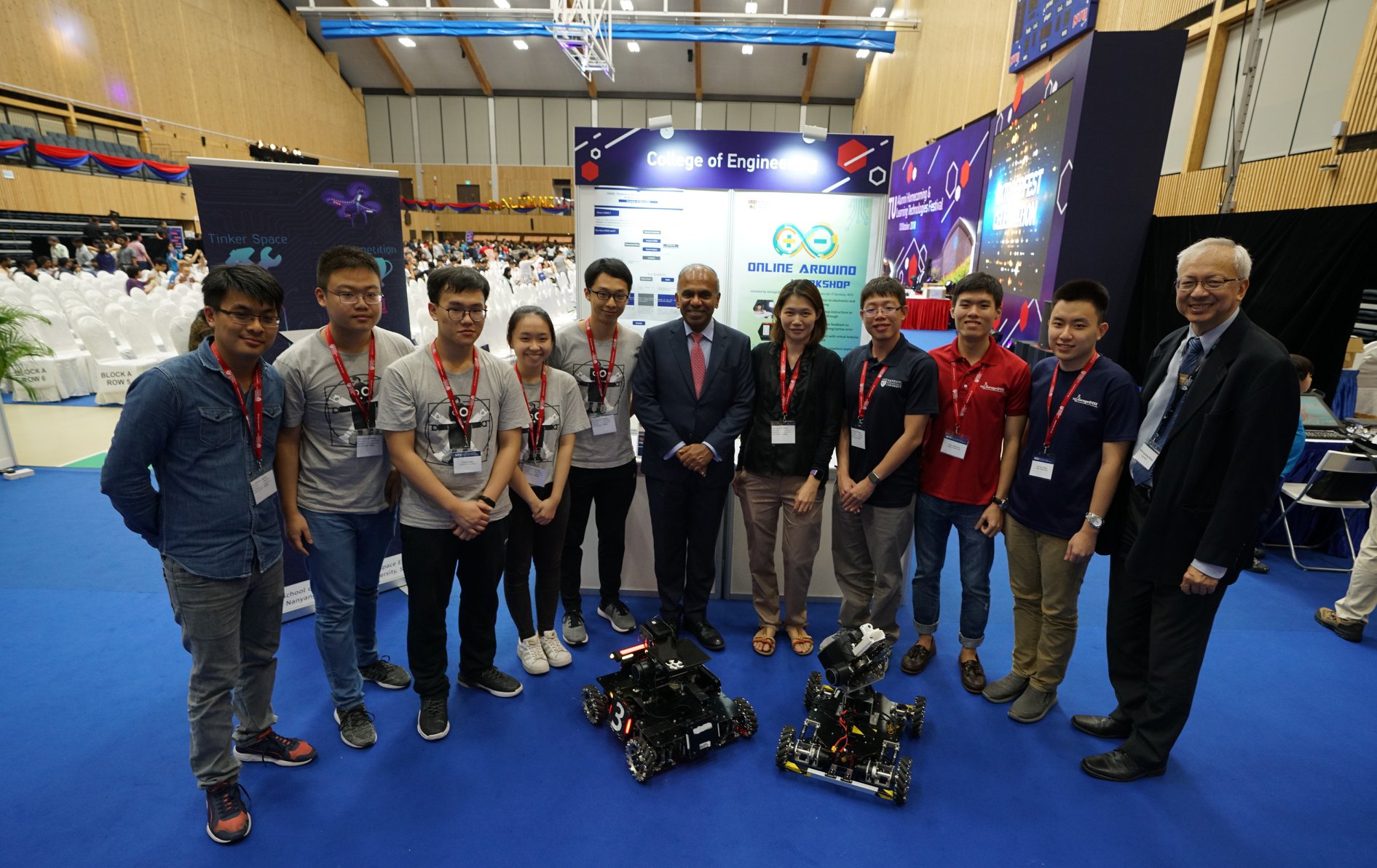 NTU President Professor Subra Suresh with students at the Learning Technologies Festival. Photo courtesy: NTU