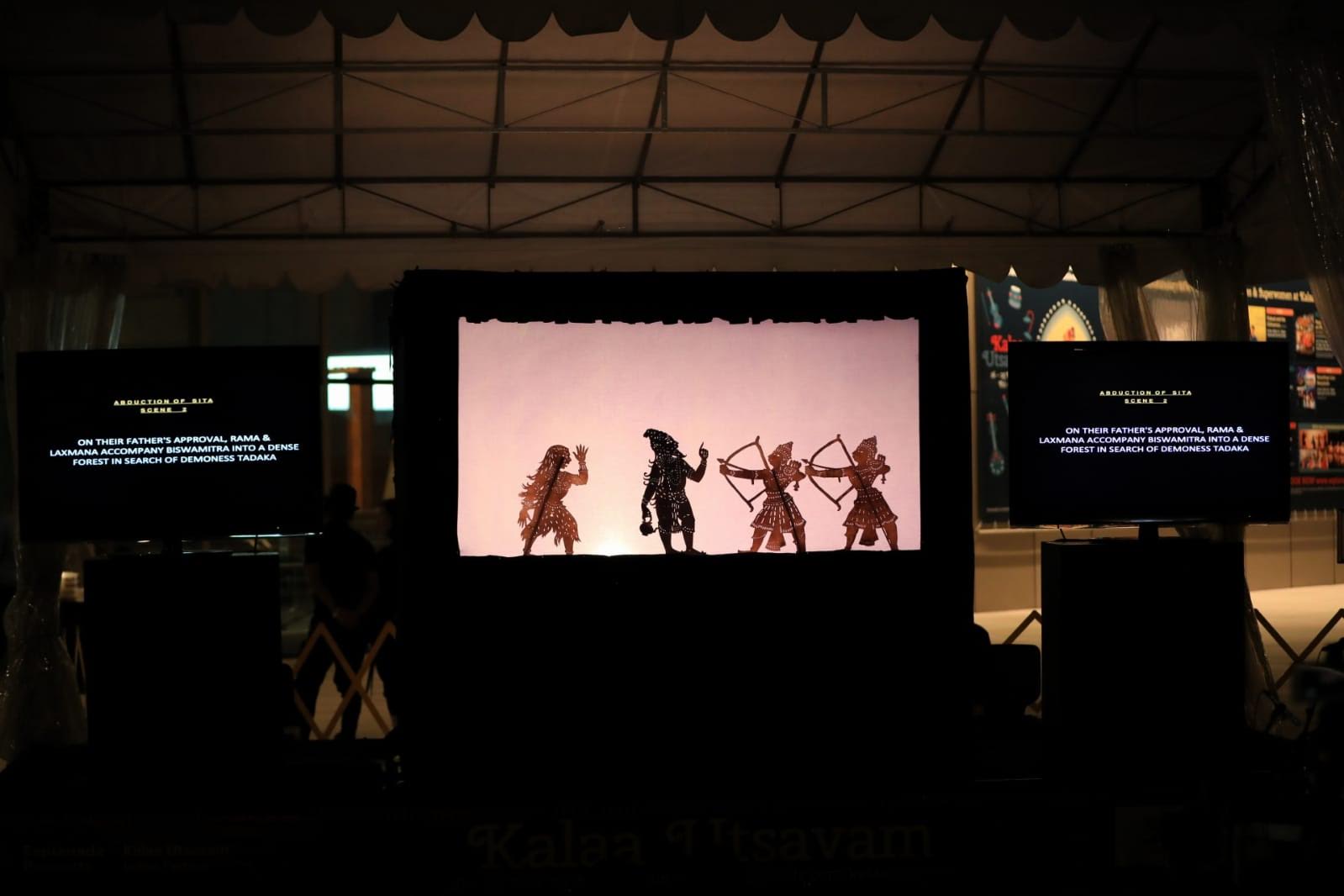 The shadow puppet theatre held at Esplanade Forecourt Garden attracted families with bubbly excitable kids in tow! ;) Photo courtesy: Esplanade