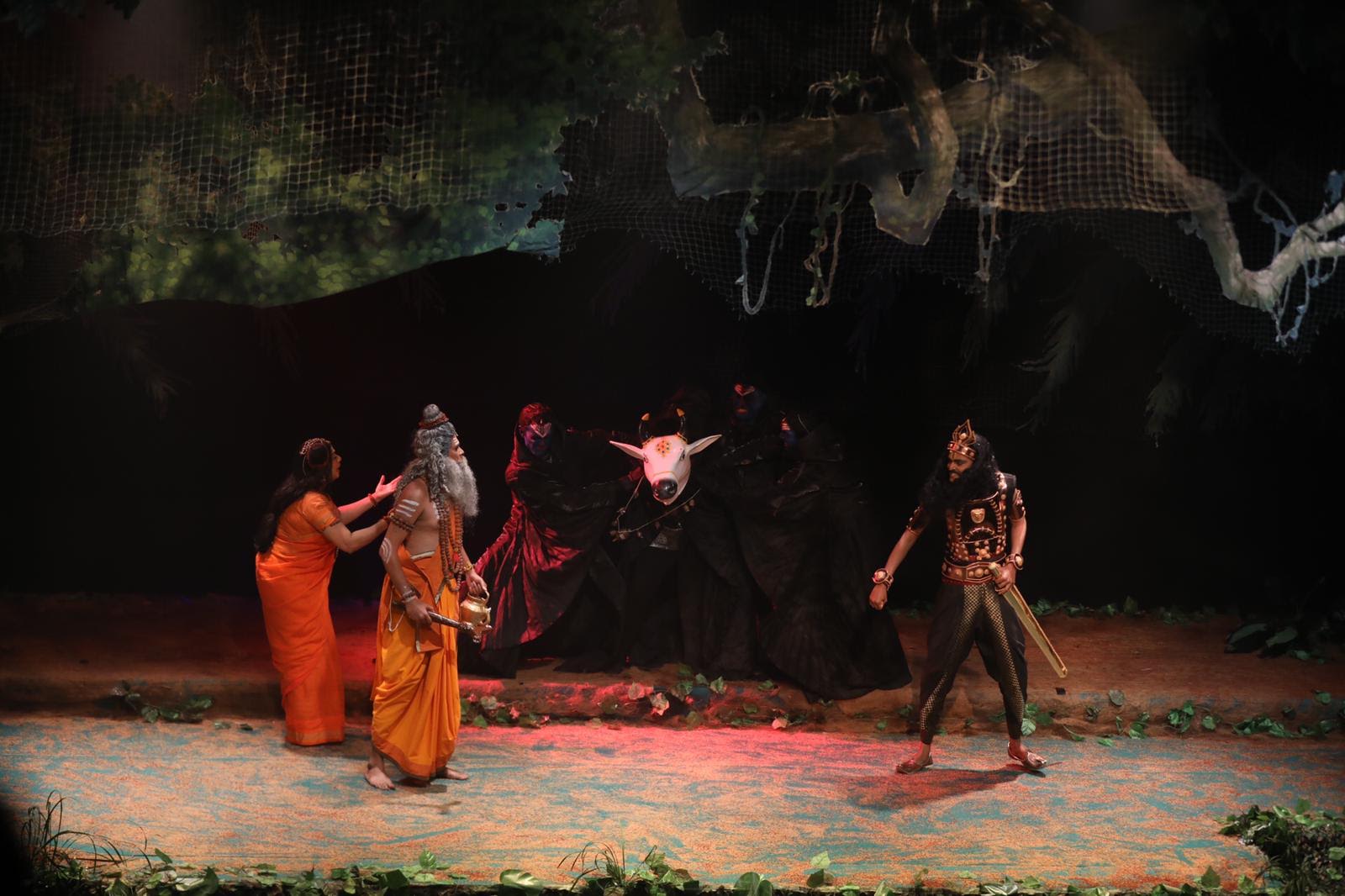 Parasu: The Story of an Ultimate Warrior traces the trials and tribulations of Parasurama, the sixth avatar of Lord Vishnu. Photo courtesy: Esplanade