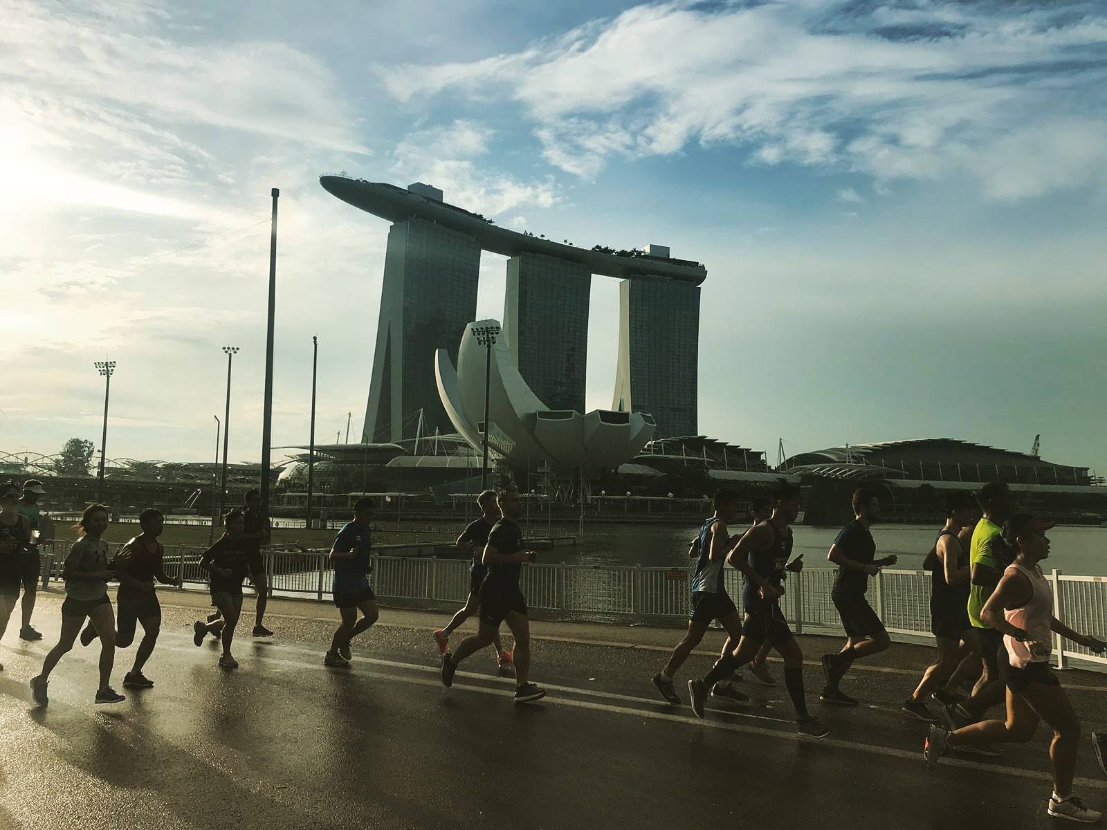Photo courtesy: Standard Chartered Marathon FB