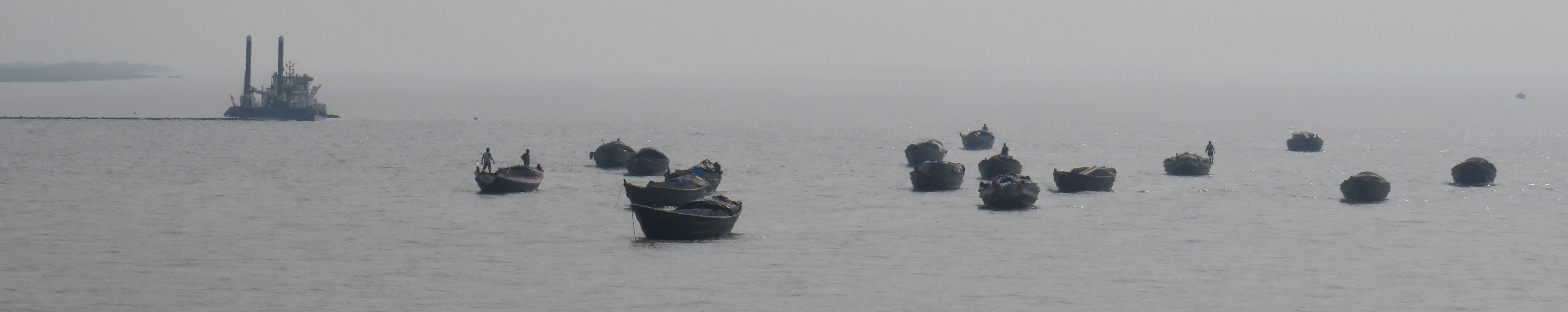 Boats on River Ganga. Photo courtesy: IWAI