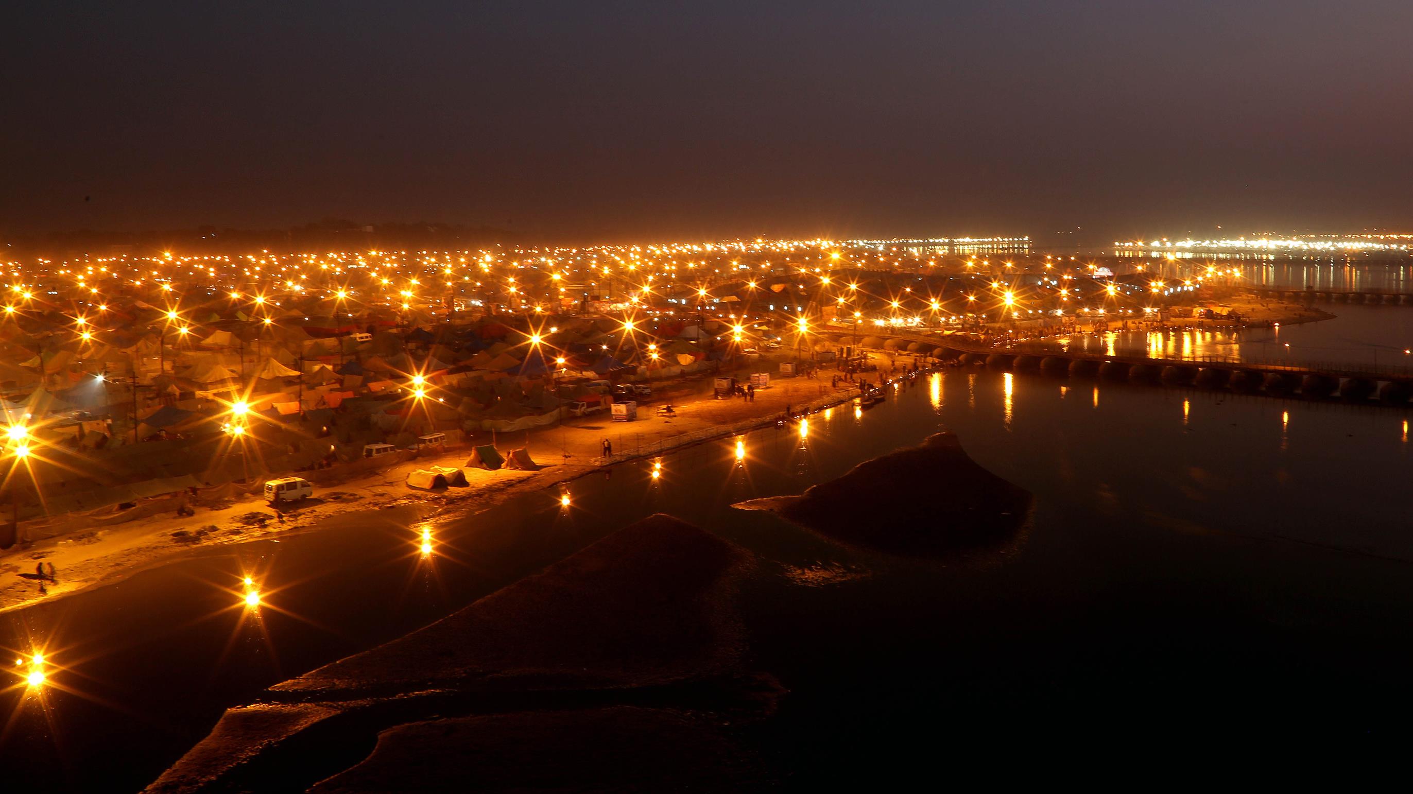 Night view of Sangam – the confluence of rivers Ganga, Yamuna and invisible Saraswati – in Prayagraj where largest largest religious congregation on the planet, Kumbh-Mela is scheduled to be organised from January 15, 2019. Photo courtesy: kumbh.gov.in