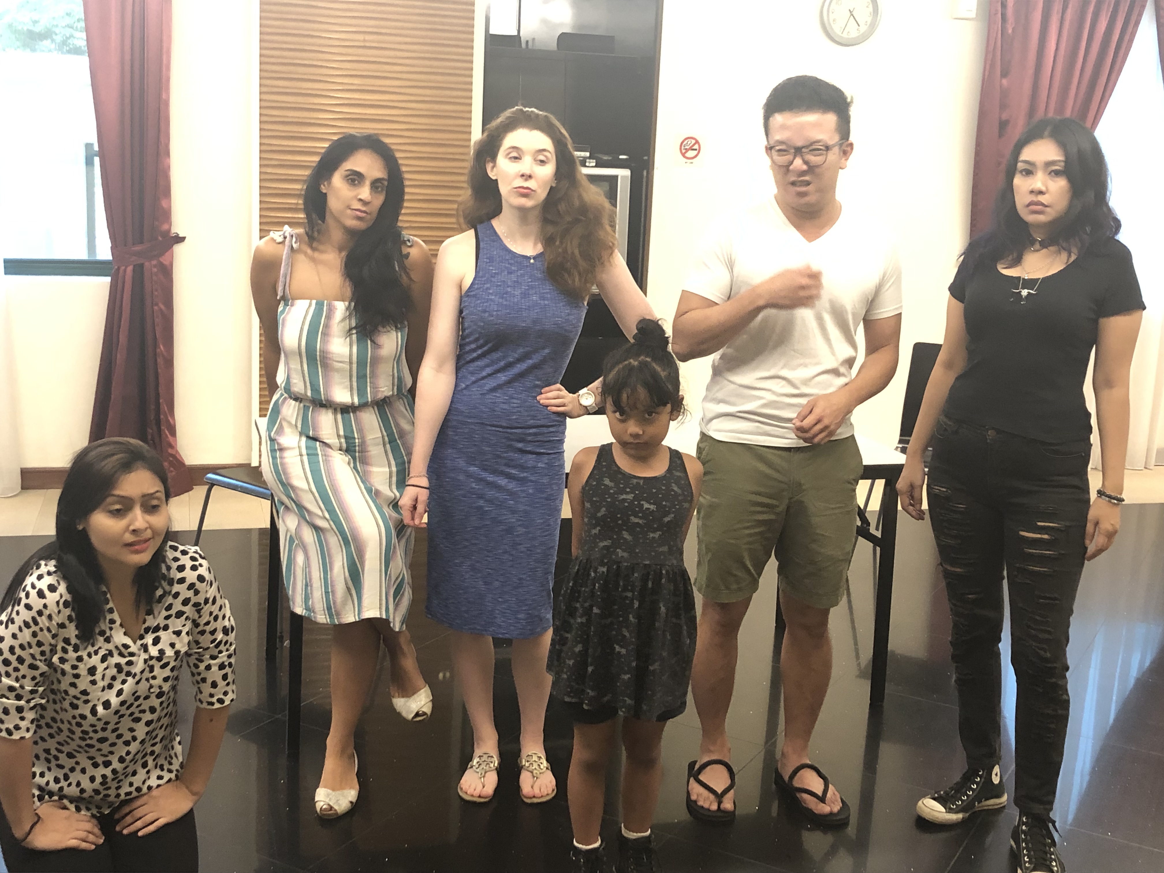 Oliver with a Twist  (L to R) Shalmalee Vaidya, Dee Allan, Ruth Mannion, Dee Dee, Mark Seow, Dew M. Chaiyanara