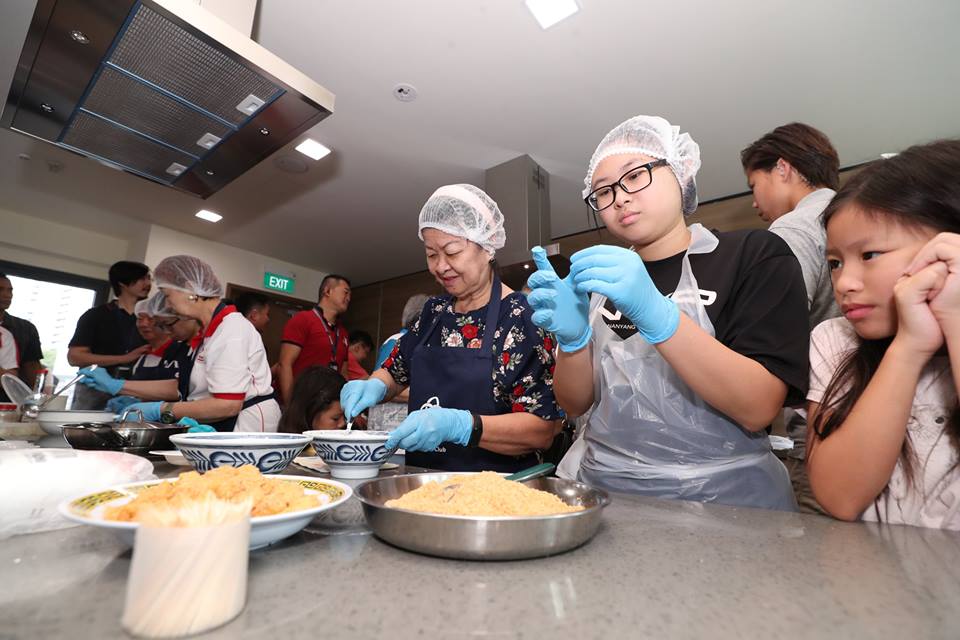 The upgraded culinary studio at Teck Ghee Community Club has new and improved facilities for cooking enthusiasts. Photo courtesy: Facebook page of PM Lee 