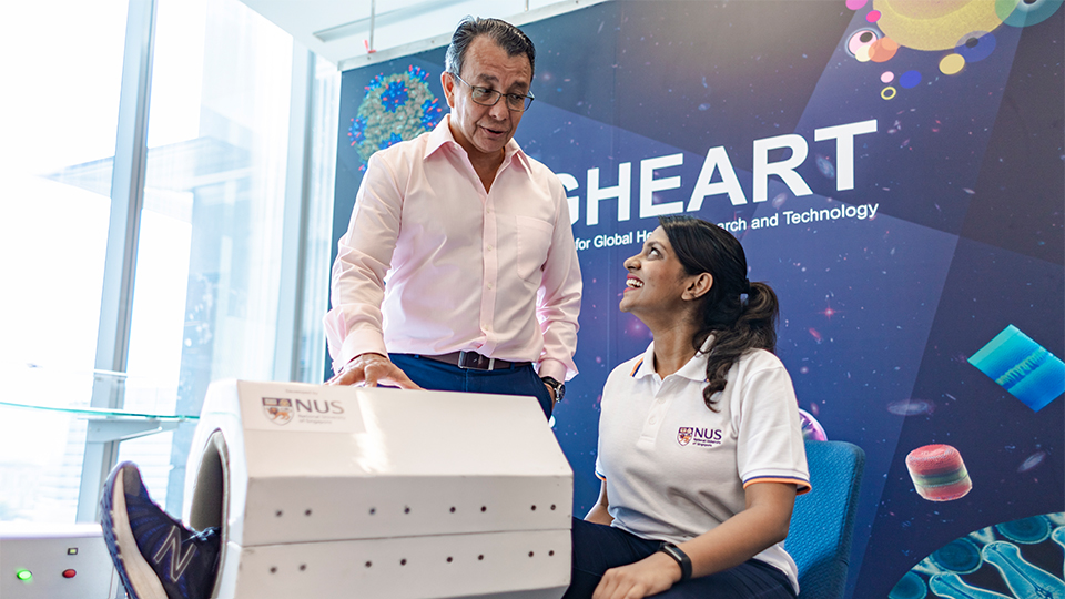 A team of NUS researchers led by Associate Professor Alfredo Franco-Obregón (left) developed MRegen, a medical device capable of regenerating muscles in a non-invasive and painless manner using magnetic field. Photo courtesy: NUS