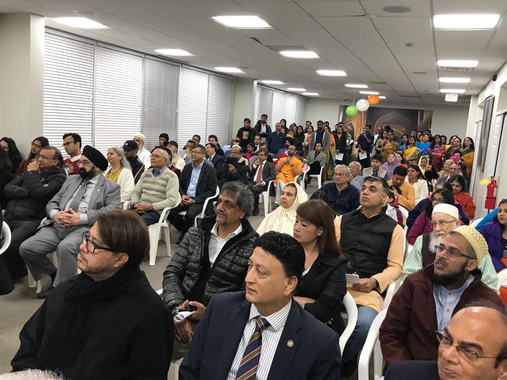 Members of Indian diaspora attending the Republic Day programme at Houston. Photo courtesy: Twitter@cgihou